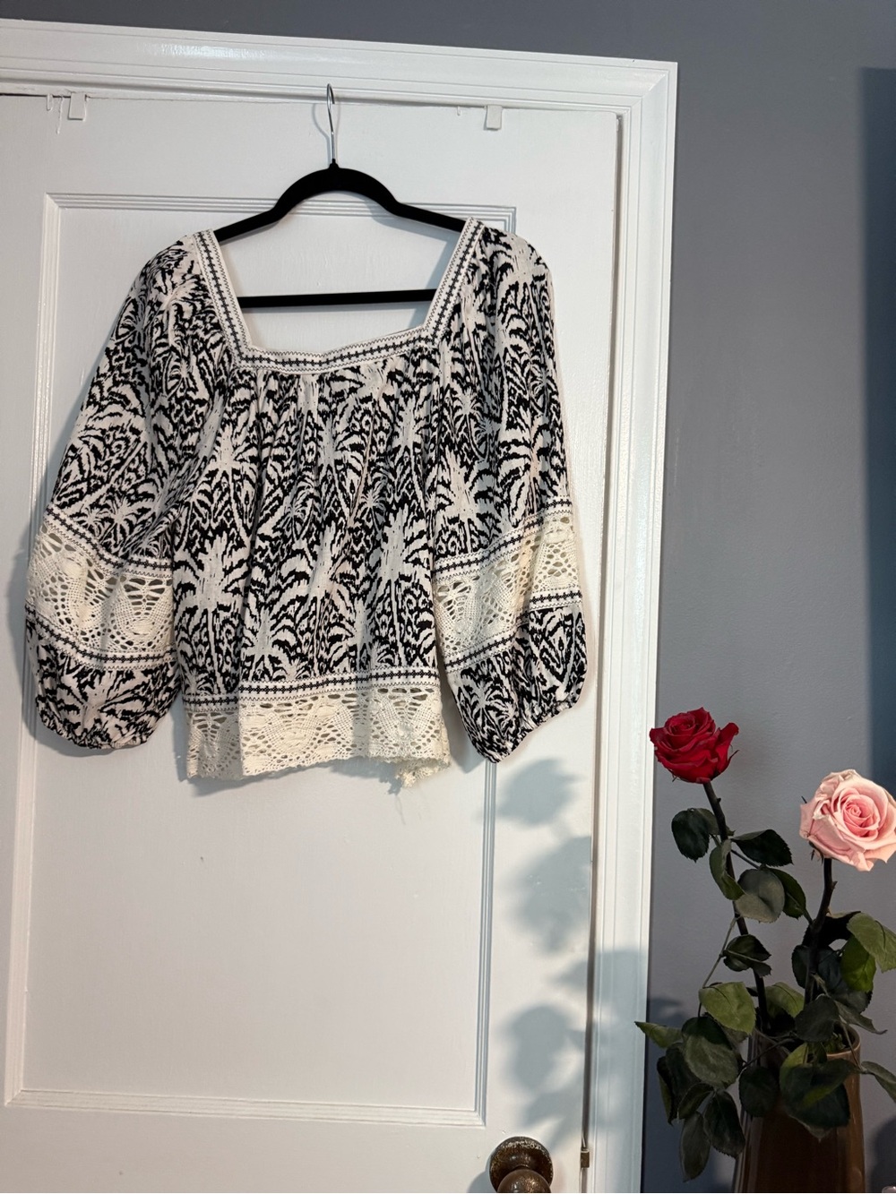 Panama Jack Boho Black & White Lace-Trim Peasant Top